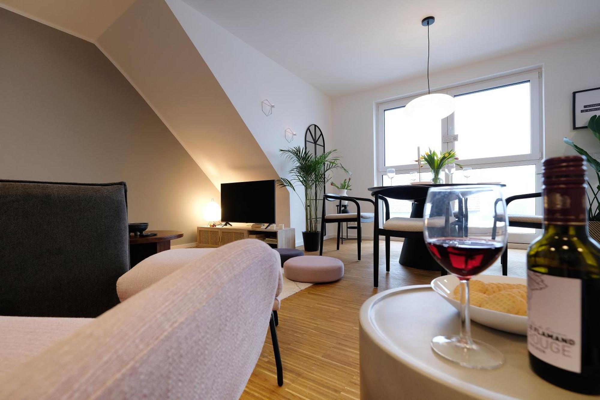 Apartment Neues Modernes Dachgeschossloft Naehe Zentrum Uni Messe *