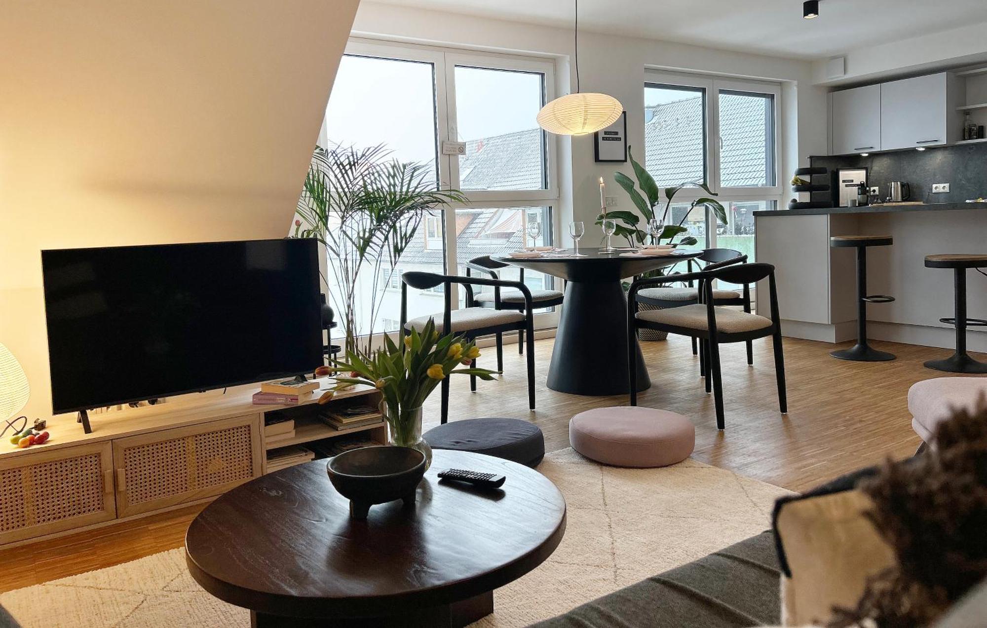 Apartment Neues Modernes Dachgeschossloft Naehe Zentrum Uni Messe *