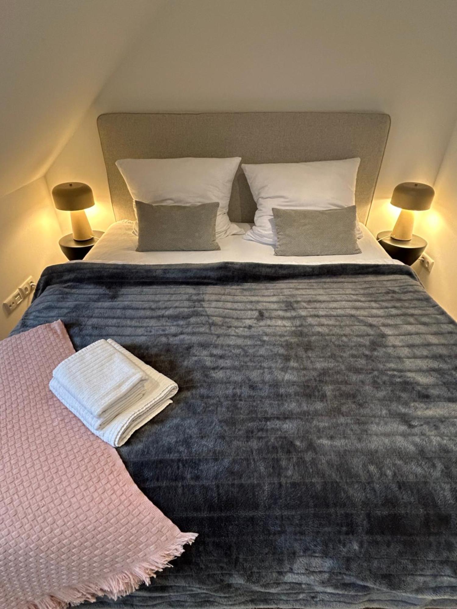 Apartment Neues Modernes Dachgeschossloft Naehe Zentrum Uni Messe Hannover